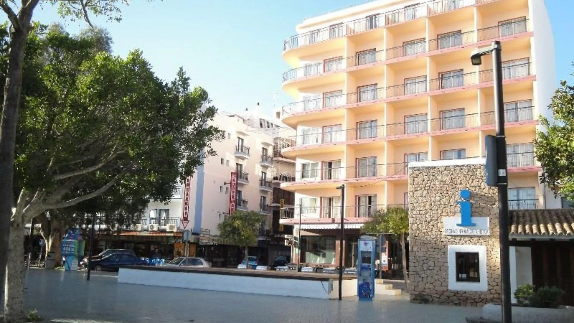 The Red Hotel - Adults Only San Antonio  Spanje