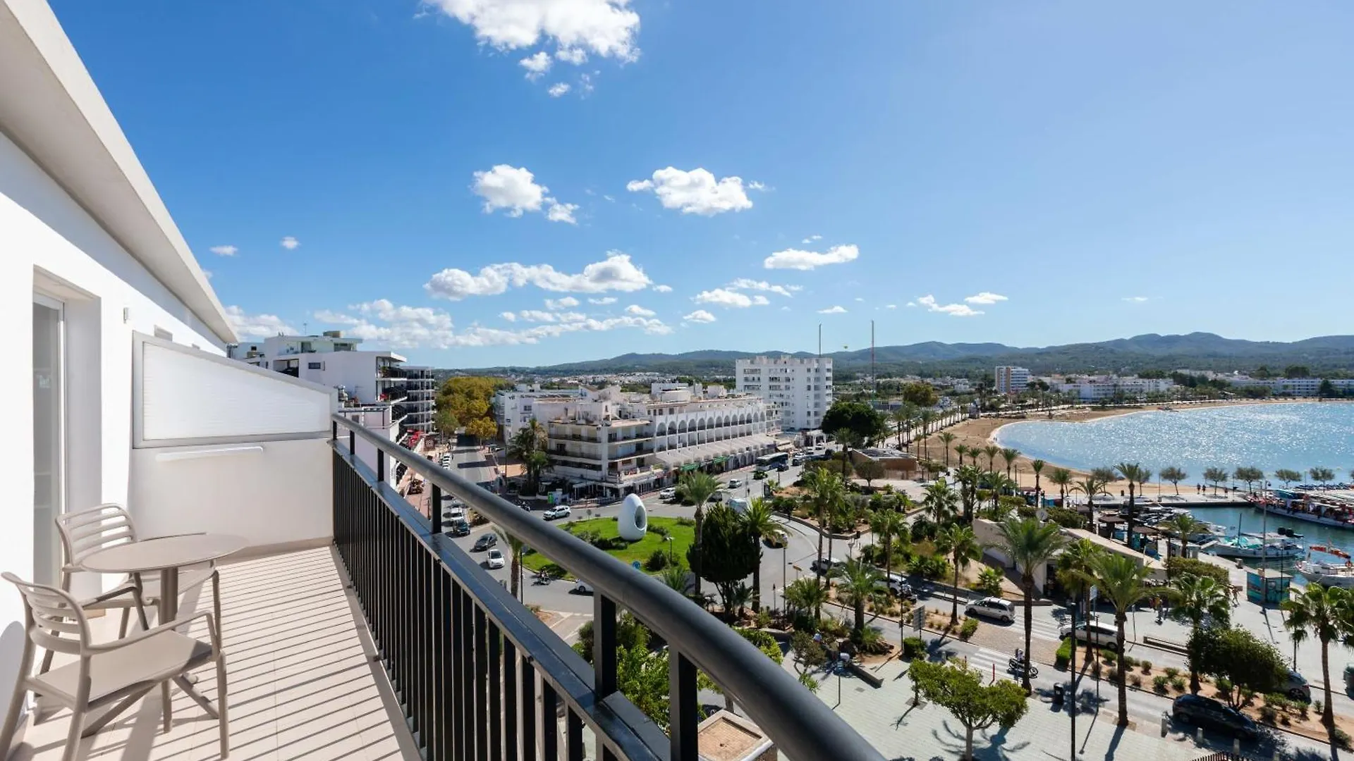 The Red Hotel - Adults Only San Antonio  Spanje
